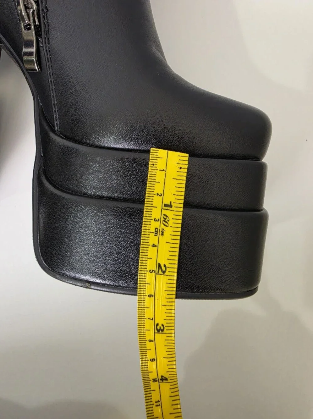 Wetkiss Women's Platform Boots Size 7 Black